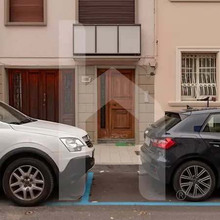 Homiday - Yellow Sea Viareggio