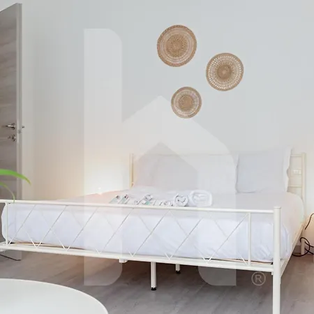 Homiday - Yellow Sea Apartment *