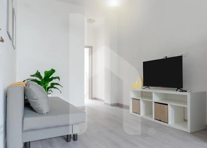 Apartament Homiday - Yellow Sea *