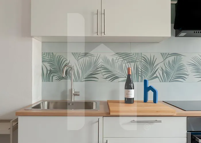 Homiday - Yellow Sea Appartement