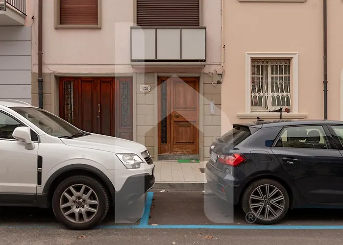 Homiday - Yellow Sea Viareggio